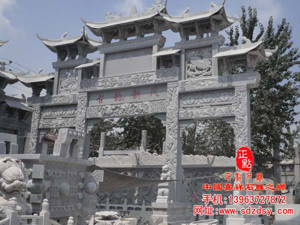 精致牌楼雕刻