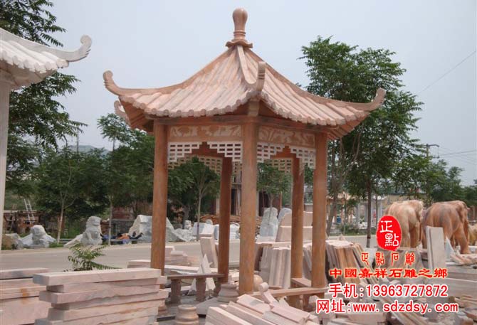 晚霞红六角亭