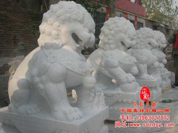 汉白玉石雕北京狮