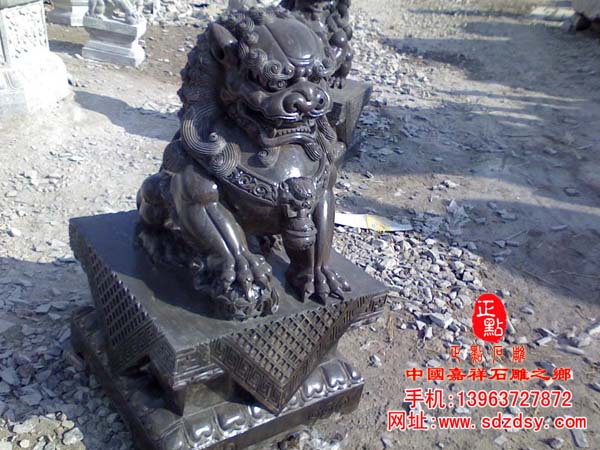 仿古石狮子