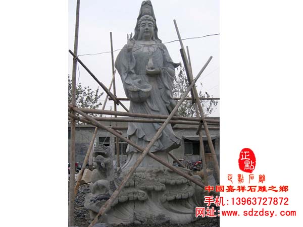 青石观音雕像