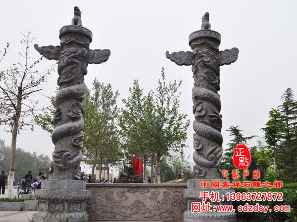 石雕华表